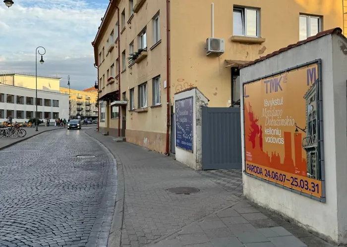 Spacious In Old Town Street * Vilnius