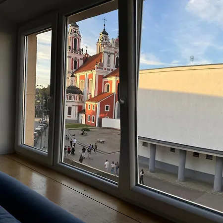 Spacious In Old Town Street Daire Vilnius